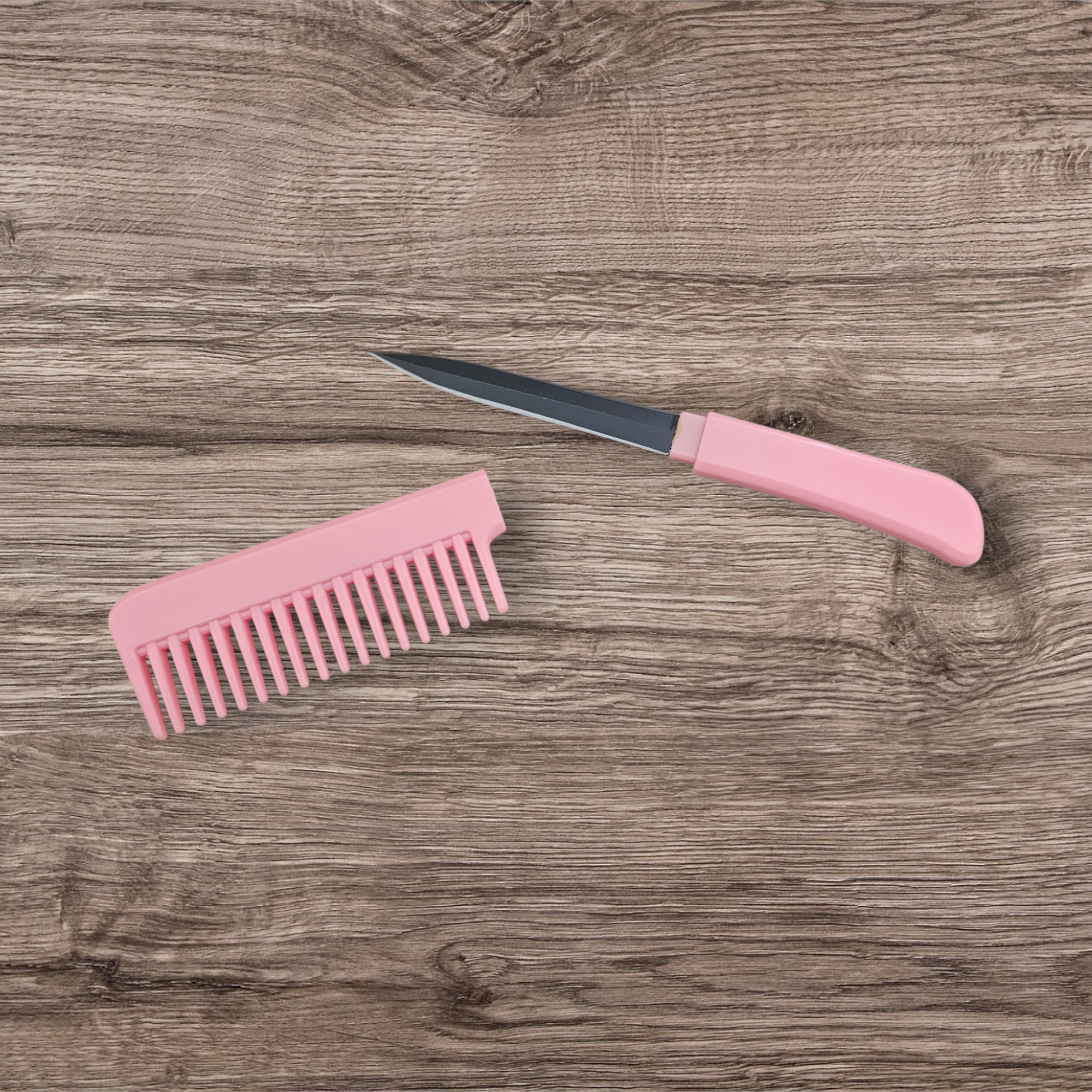 Hair Comb with Concealed Pocket Knife in Handle - Pink